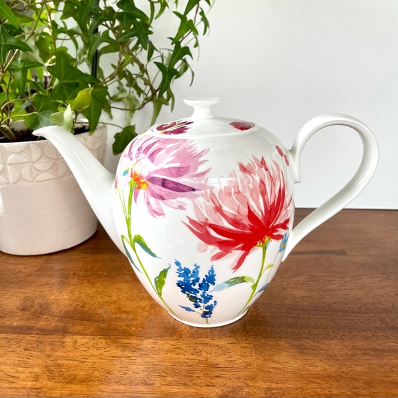 Villeroy and Boch Anmut Flowers Coffee Pot 50.75oz Made in Germany, New no box - Picture 2 of 11